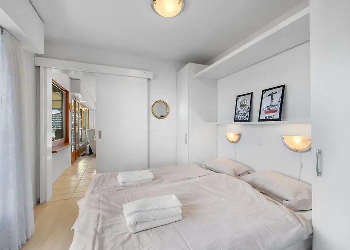 Nid D Aigle F2 - Cocon De Lumiere Pour 4 Pers ナンダ